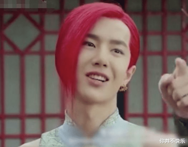 王一博|王一博两次试镜蓝湛被淘汰，当看到这张照片后，网友：我是导演也不给过