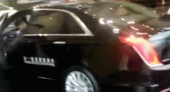 穿衣搭配|“从领导办公室出来的女同事，这衣服怎么还穿反了？”这是要升职了啊