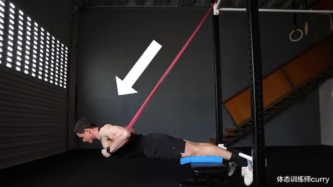 健身|练胸不练腿、迟早..这个大神们最爱的“练腿动作”还不快做起来！