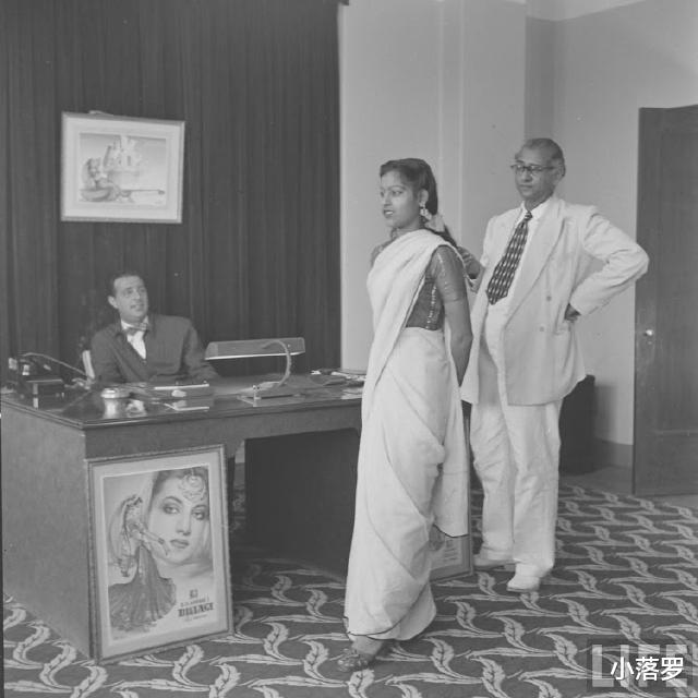 |极其罕见的老照片：1951年印度导演面试女演员全过程