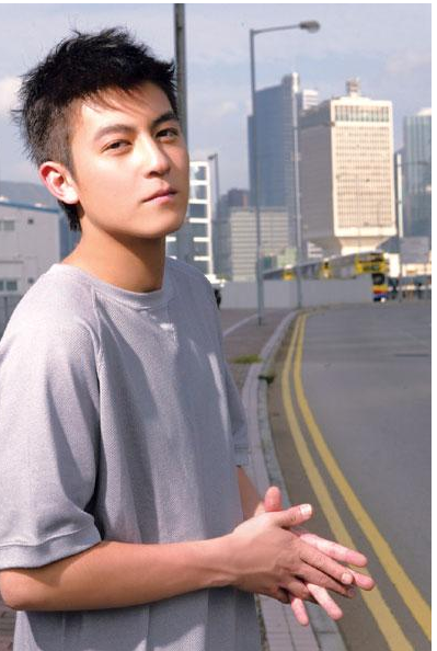 陈冠希|曾经陈冠希有多受欢迎？看到他和女明星的合照，就能够知道了