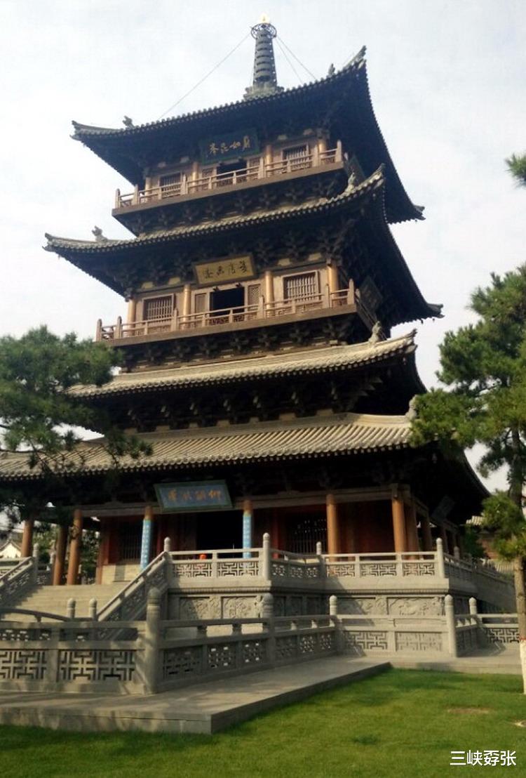比特币 大同华严寺：辽金时代宗庙耸，寺阔殿多塔楼雄