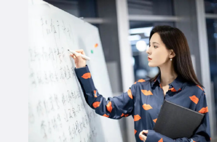 张予曦|她是王思聪的最美前女友，从模特到当红花旦，惊艳了众人