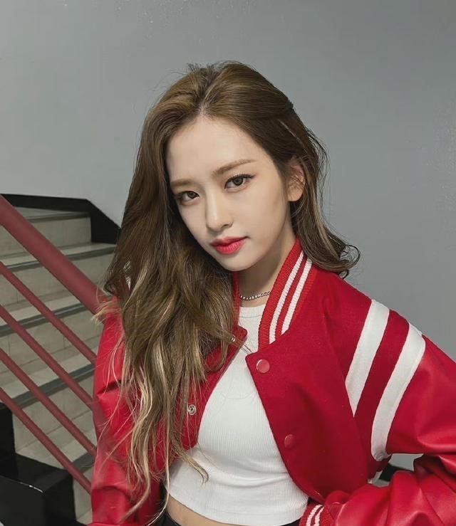 ive|IVE小小年纪选择走纯欲风，出道曲触底反弹，对她们来说并非好事