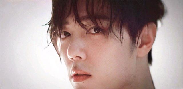 肖战|肖战魅力有多强悍？浴室大片几秒钟撩人与无形，阅读量高达2亿