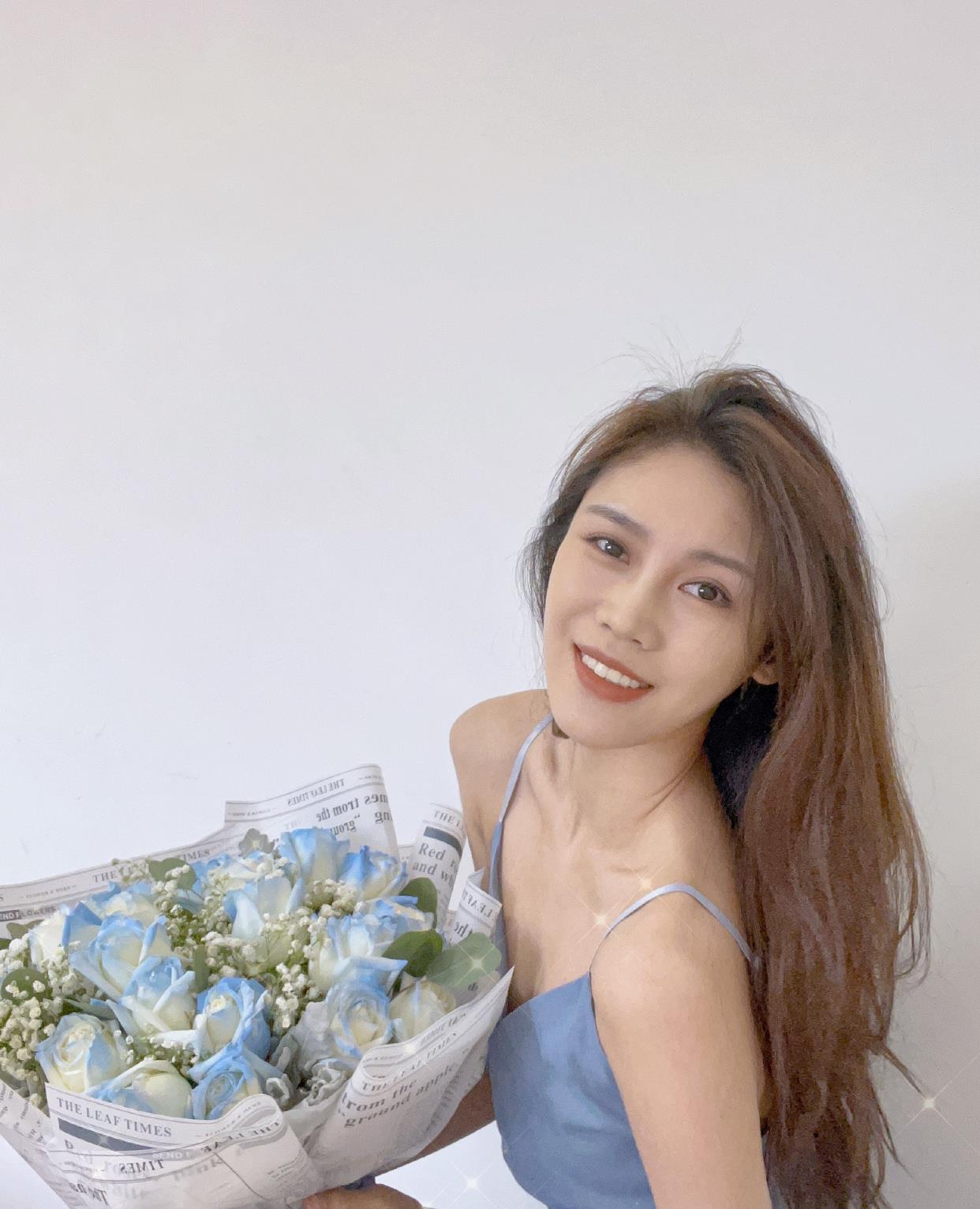 琳妹儿说|中国蹦床女神27岁了！生日当天晒照露香肩，谁为她送上鲜花？