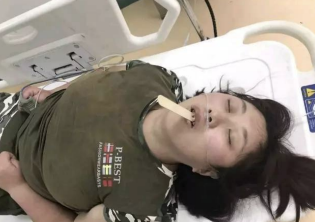 脑梗|45岁女老师脑梗离世，医生：天天吃2种素食，血管很容易堵塞