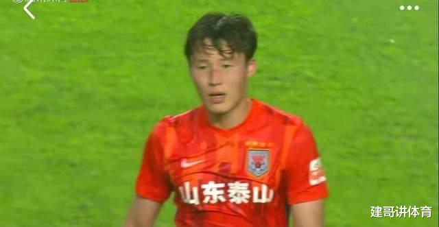 刘诗雯|1-1！VAR抢镜！鲁能进个球真的好难！王哲明察秋毫他说进球没问题