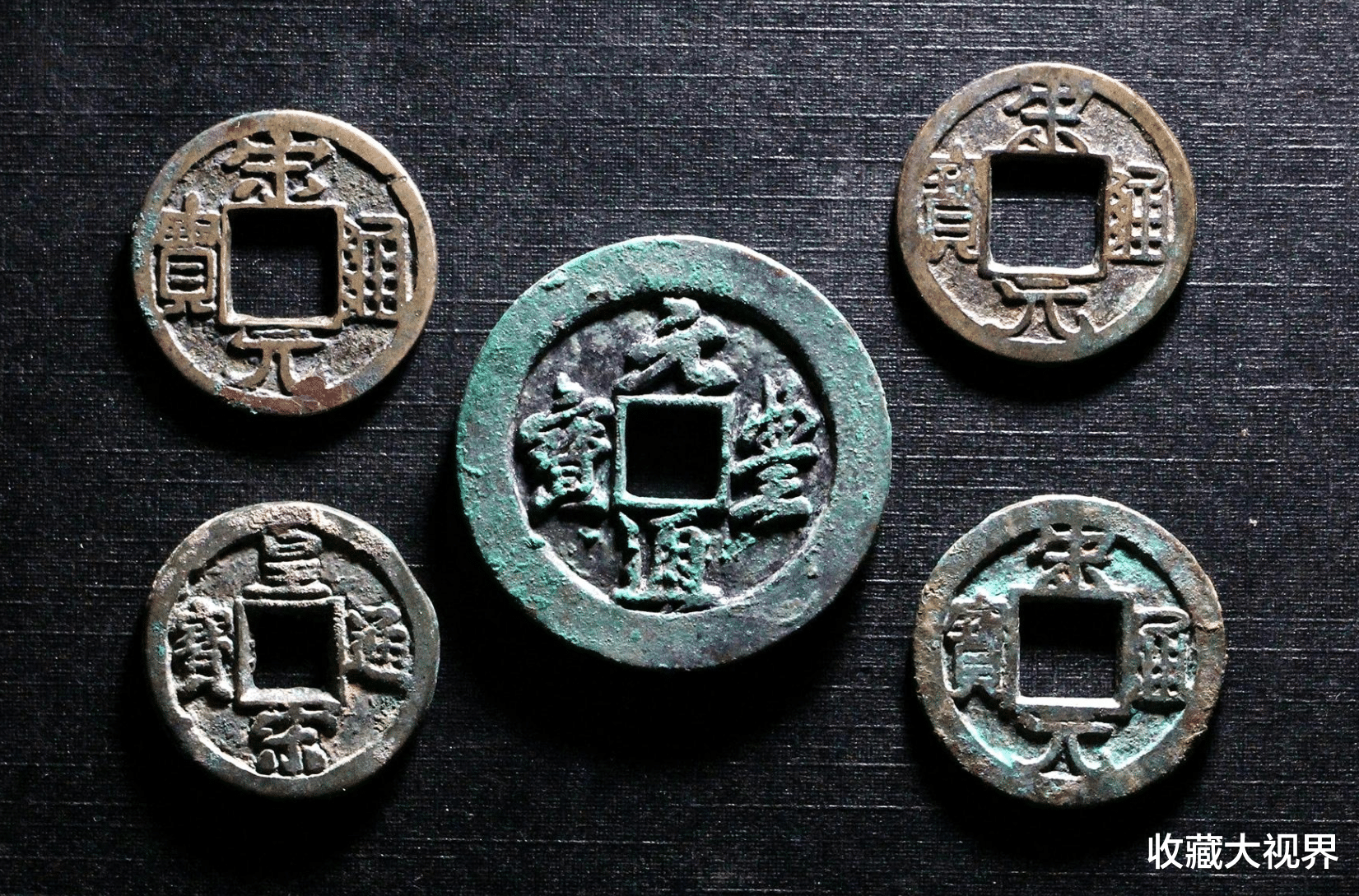 文玩|有些人玩钱币，听别人吹着牛，被人卖了还帮他们数钱