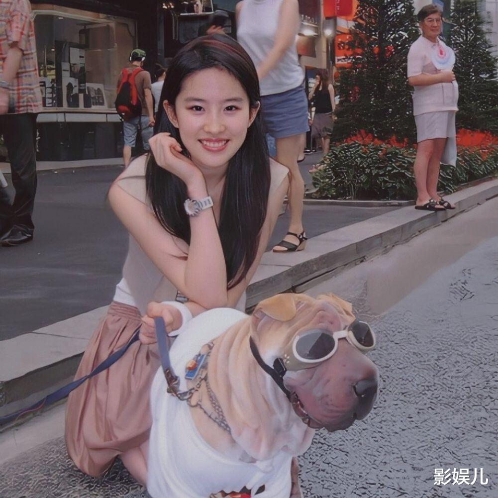 汤唯|2007年，汤唯凭借《色戒》走红，韩雪却说：幸好选中的是汤唯