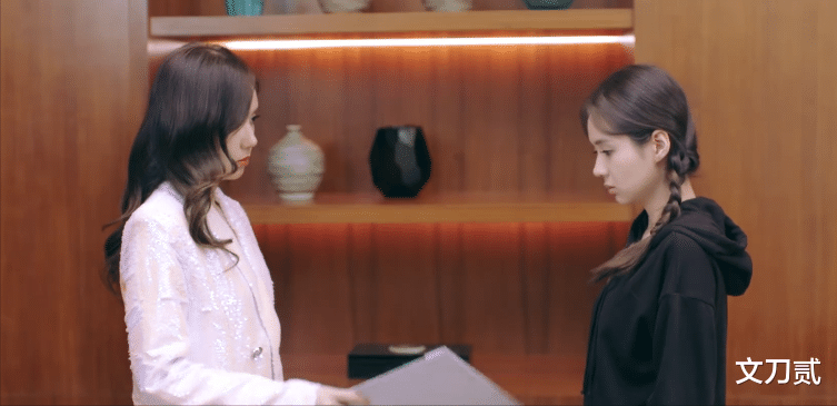 姐姐|年度狗血大剧：郑合惠子饰双生姐妹花替换身份，暗讽娱乐圈现况