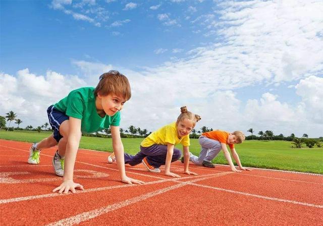 马思纯|12岁身高逼近1米7，长得酷似朱茵，田亮女儿是怎样培养出来的？