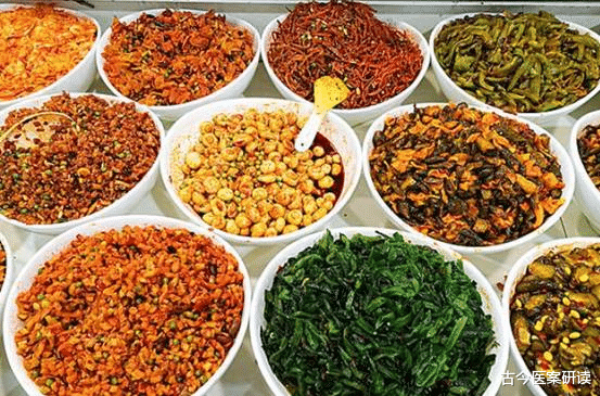 医生|38岁男子确诊甲状腺癌,医生怒斥:睡前“1事”不能做