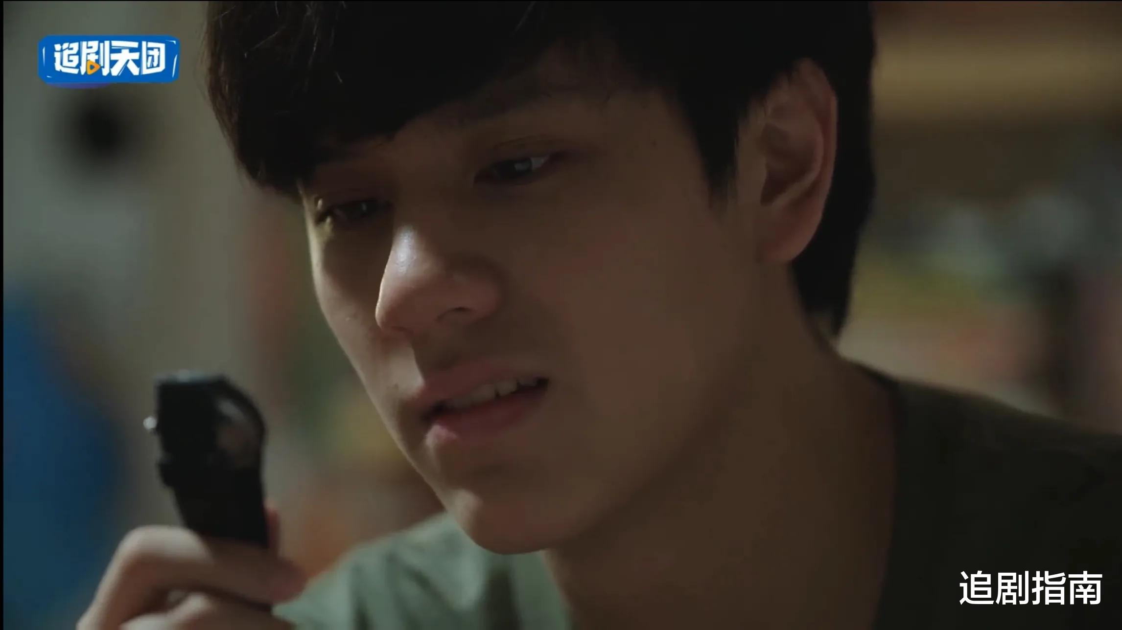 秦岚|泰剧《两小无拆》开播！太子爷搭档陈炳林，上演甜蜜竹马恋！