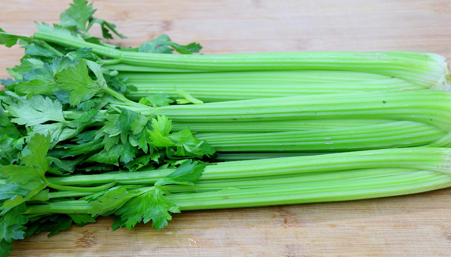 蔬菜|蔬菜遇上这1物，堪称天然“溶栓剂”，每天吃一口，血管“嫩”如婴儿