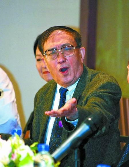 谢晋|2008年谢晋葬礼，刘晓庆为何现场大闹撒现金？遗孀徐大雯心如明镜