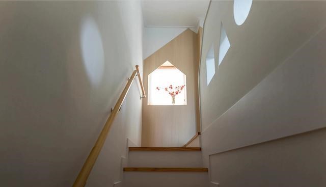 等我买房了,也要一套漂亮的复式,上下两层分开用,魅力不止于此