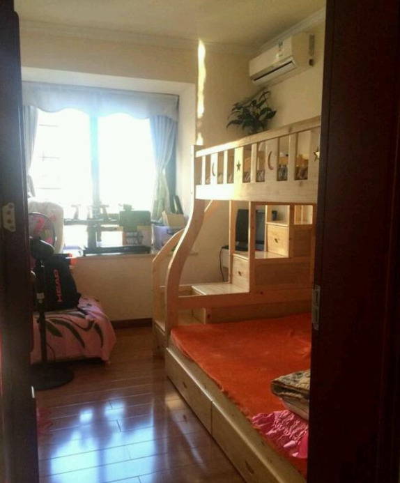 老婆不顾反对非要全房贴瓷砖,入住两年我才明白她的良苦用心!