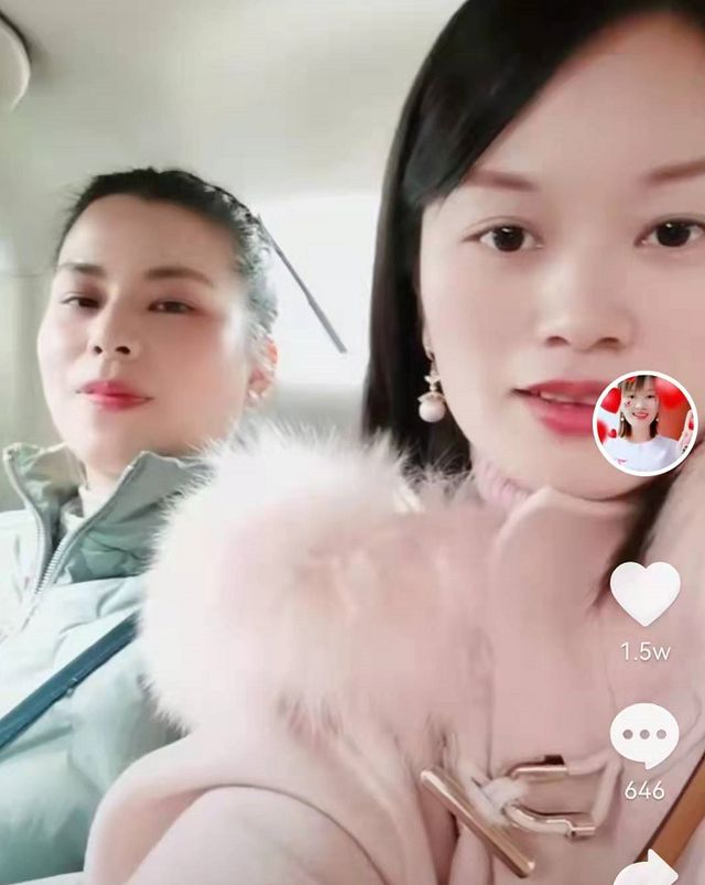 许敏|小七陪姚家女儿游九江:姚师兵主动请缨当司机,许敏给她们当导游