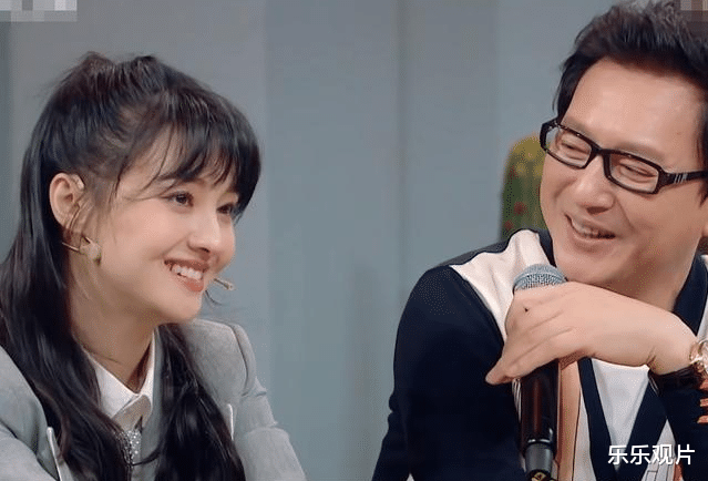 郑爽|郑爽父亲爆料郑爽当下状态：全家都崩溃了，女儿是一个血的教训