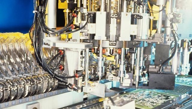 奶爸育儿宝库|又一零件打破垄断！设备曾达百万/台，今国产直降80%，14亿人受惠