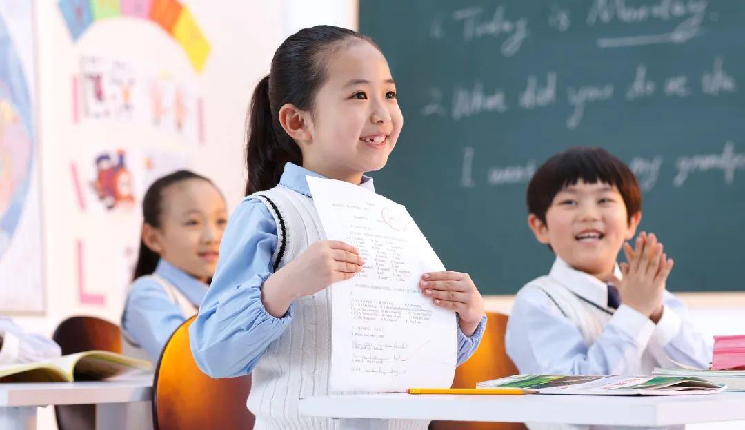 吴洪娜聊说育儿|教育中常见的8个误区,你中了几个?(建议收藏)