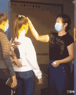 丁其琛|（神回复问题）：明明长得很丑，却又很有自信的男生是什么心理？