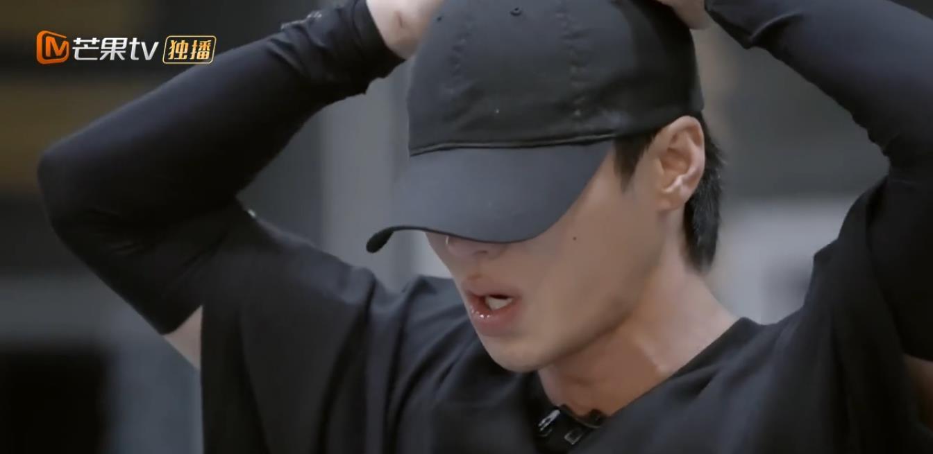 情话屋|披荆斩棘，高瀚宇编舞翻车现场泪崩，李承铉团魂感十足，好评如潮