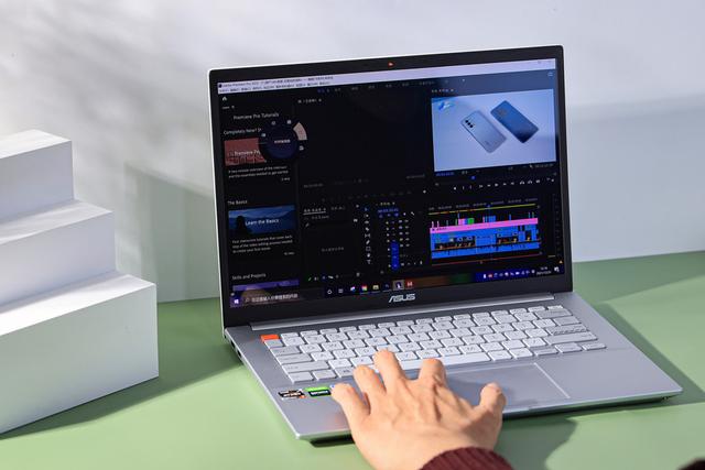 筆記本|華碩靈耀Pro14評測：14英寸性能小鋼炮，流星白超贊