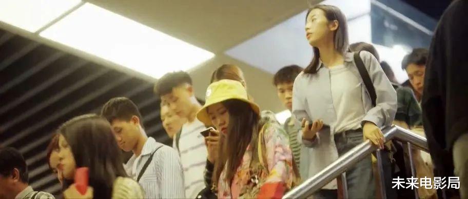 银行|忽然被推崇——《最酷的世界》讲述平凡年轻人的真实转职之旅