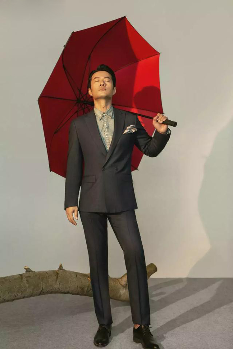 靳东|穿西装好看的中年男星，只服这10位，大叔们帅起来真没小鲜肉啥事