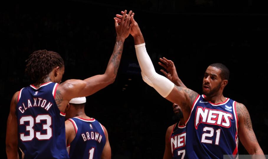 籃網(wǎng)隊(duì)|納什賽后批評球員！籃網(wǎng)萬事俱備，教練卻成軟肋，杜登齊喊話歐文