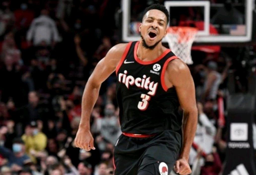 太陽隊|僅一夜！庫里官方好消息，德羅贊發(fā)聲，太陽續(xù)約比永博，考神被裁