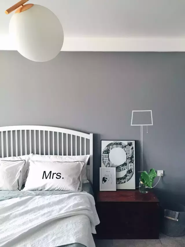 简易设计|70后教师,用黑白木搞定奇葩走廊户型,画面特美!