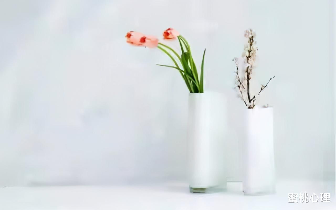 蜜桃心理|心理学：克服“懒惰”这个缺点，人生才能一路开挂