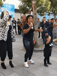 神武星人|“跟前任去酒店,结果在国产区看到自己,真的是惨无人道”哈哈哈哈