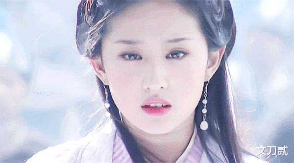 刘亦菲|33岁的刘亦菲，走到今天该怪谁呢？成于干爹败于自己