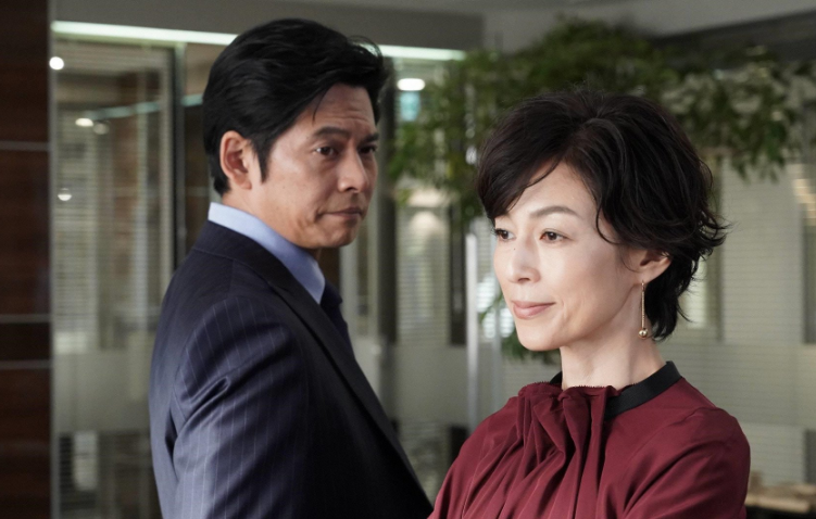 影帝|铃木保奈美:永远的赤名莉香,54岁迎来事业第二春,被日媒曝出疑似婚变