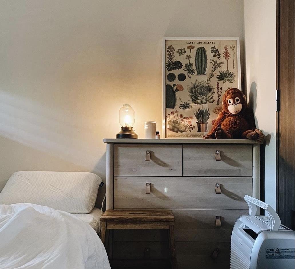 她家,每一个角落都值得被记录!虽满是杂物,却布置得精致有味!