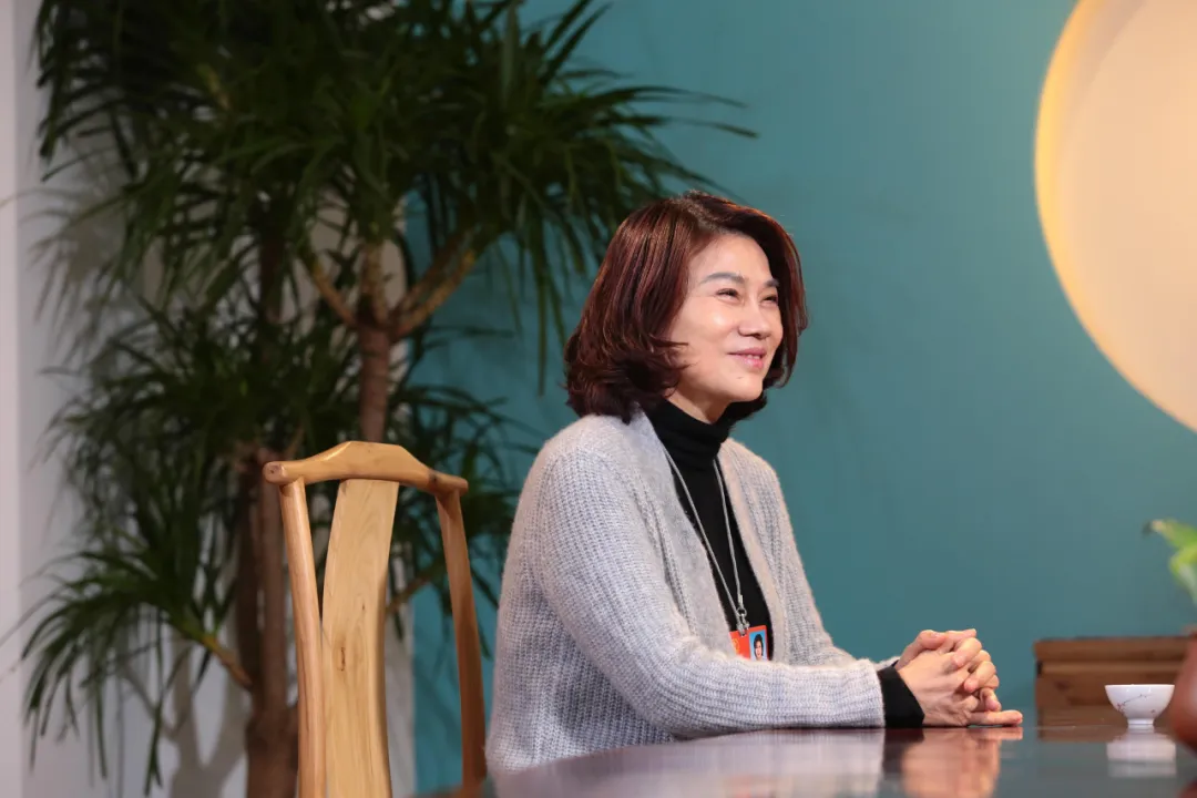 董明珠 董明珠被踢出族谱，我却丝毫不同情她