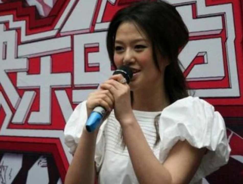 谭维维|曾沦落至酒吧驻唱，却因一首歌赚千万，如今身价过亿却保持低调