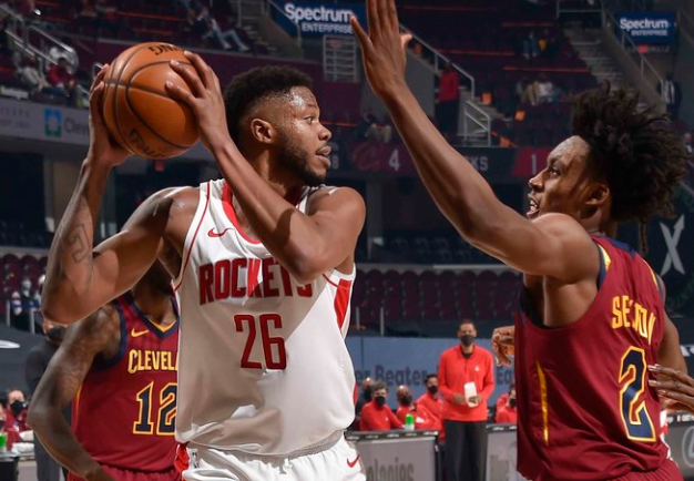 火箭队|九连败！火箭双巨头砍37分完败东部垫底，火箭弃将轰26+18复仇