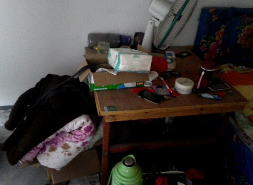 娶了个邋遢老婆,整天不收拾家务,毛坯房不到两个月变成垃圾场!