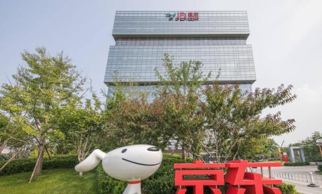 小米科技|華為汽車3天賣6億，手機市場卻下滑至8%，1年總入賬減少2500多億