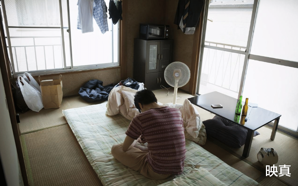 日本61歲的啃老兒子，和父親屍體生活24天：我害怕一個人-圖2