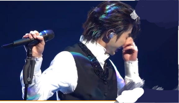 演唱会|蔡徐坤2021个人巡回演唱会，帅颜苏音炸舞杀疯了