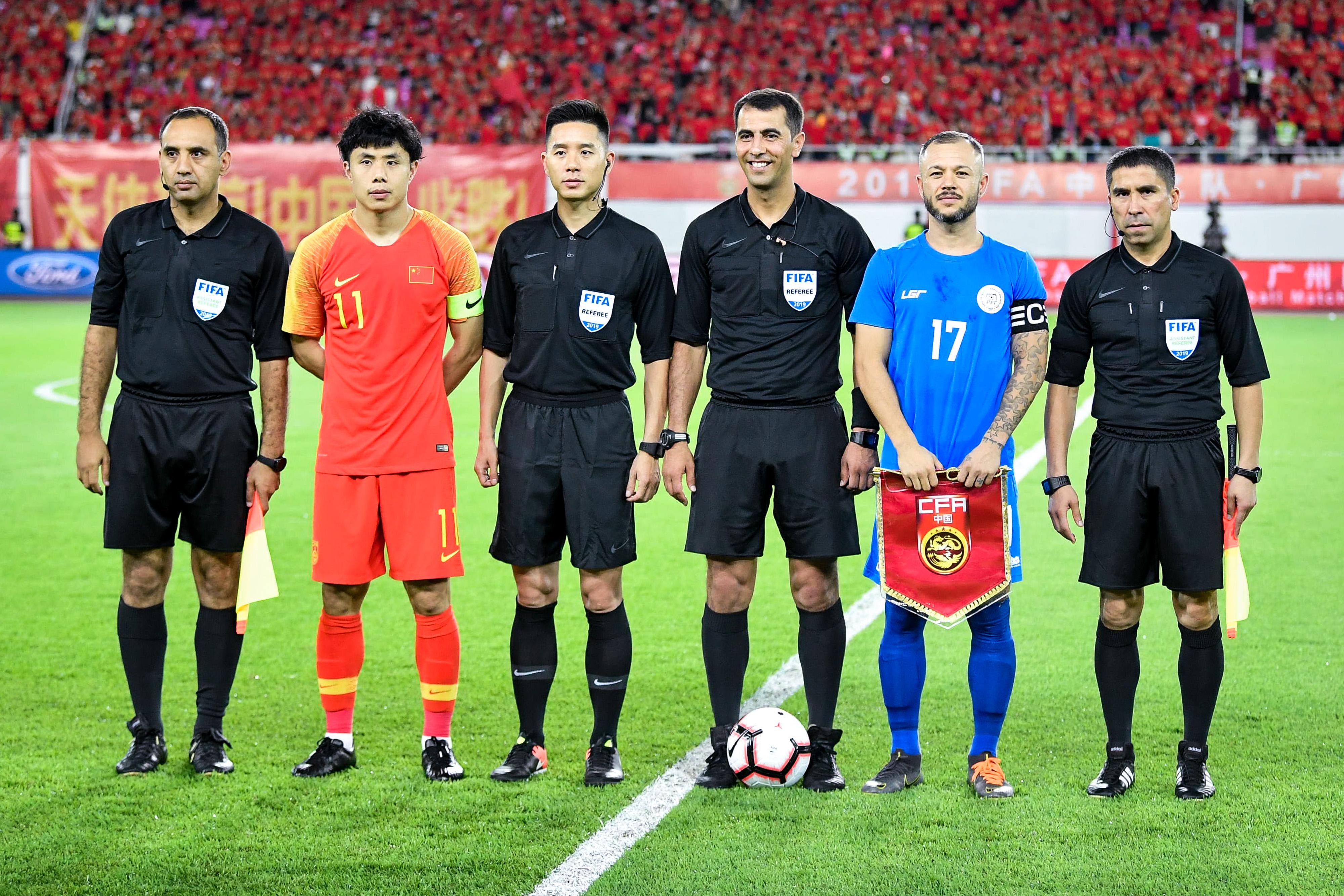 菲律宾队|世预赛；中国vs菲律宾，凌晨一时，中国球迷有多少人熬夜观看