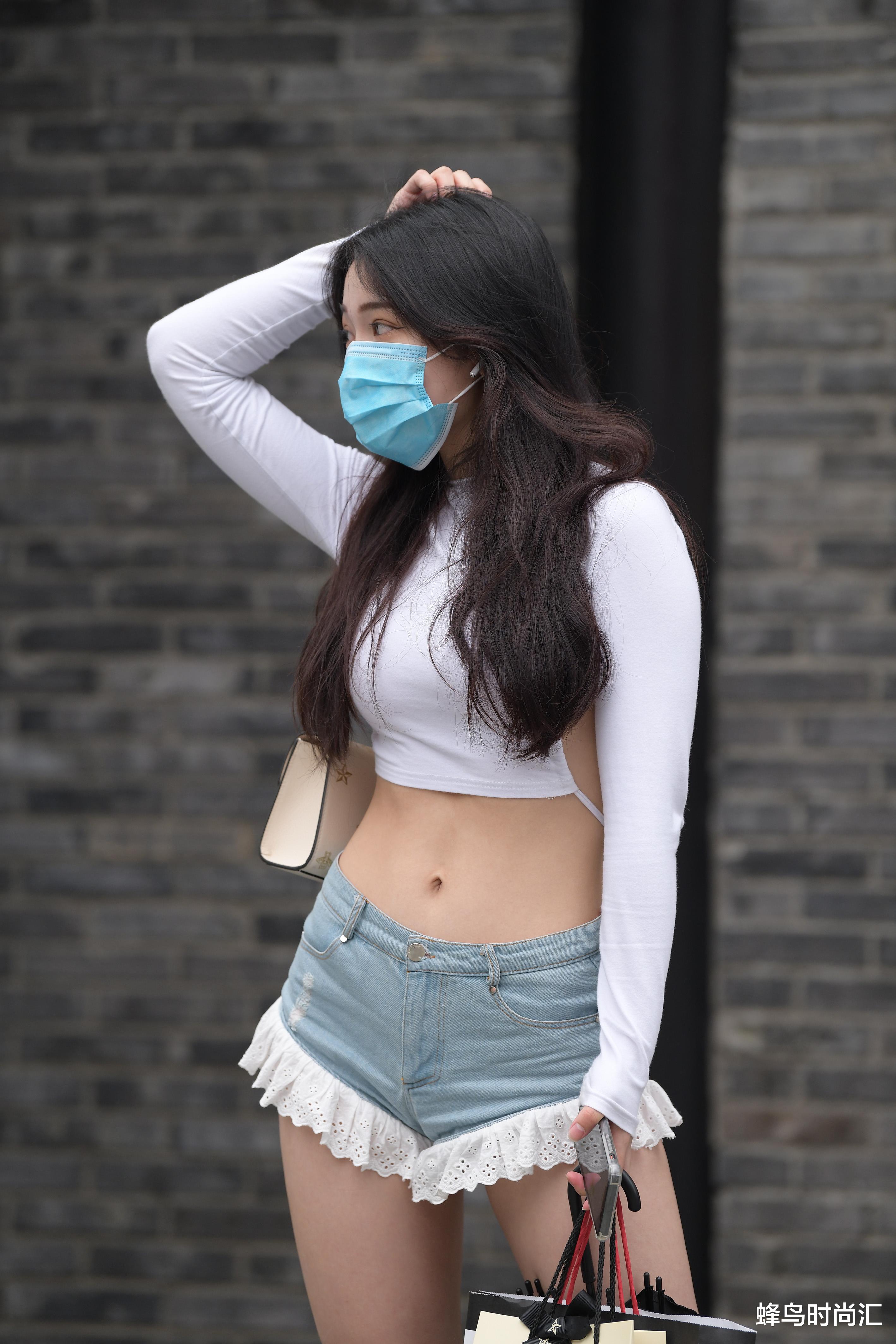 蜂鸟时尚汇|有条件前卫些会更美，美丽少女就该这么穿，真迷人