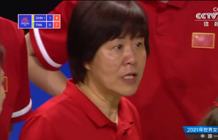 郎平|中国女排拿泰国泄愤！0-3输日本后，打出疯狂3-0，郎平终于满意了