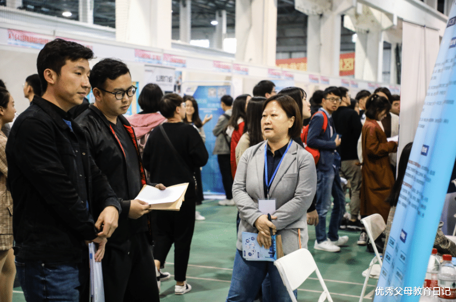 大学生|大学生就业屡屡失败，大公司HR说出真相，简历都不用看直接淘汰